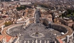 http://images.budgettravel.com/1212vaticancityquiz-12182012-112412_panoramic.jpeg